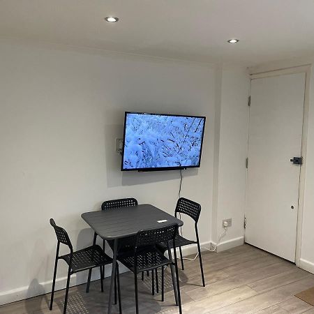 Ferienwohnung Plough Way Flat London Exterior foto